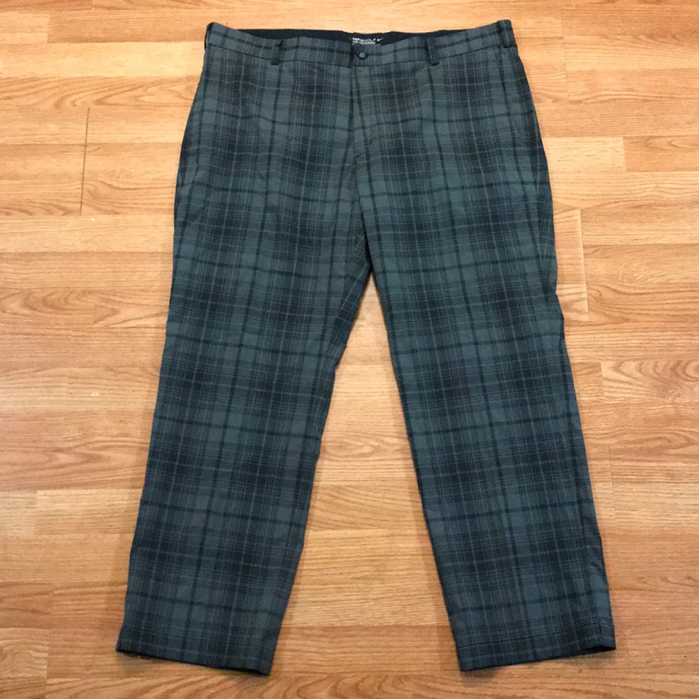 Men’s Nike Golf Tour Plaid Pants Size 40 x 30